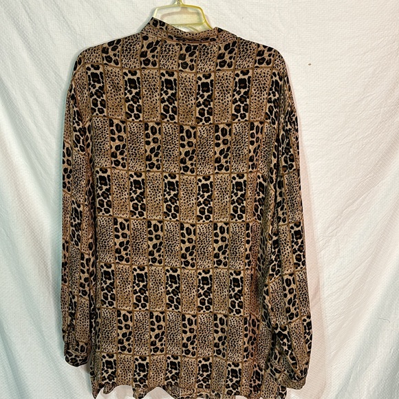 Nexx woman 2x animal print 💯 silk vintage blouse euc cheetah leopard mix - Picture 7 of 8